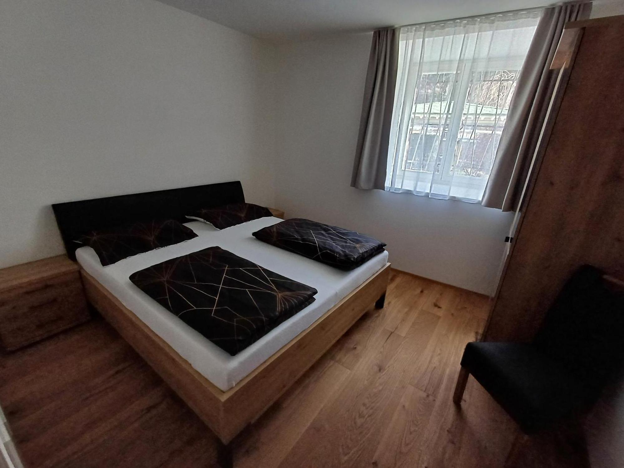 Lanziner Apartments Энья Экстерьер фото